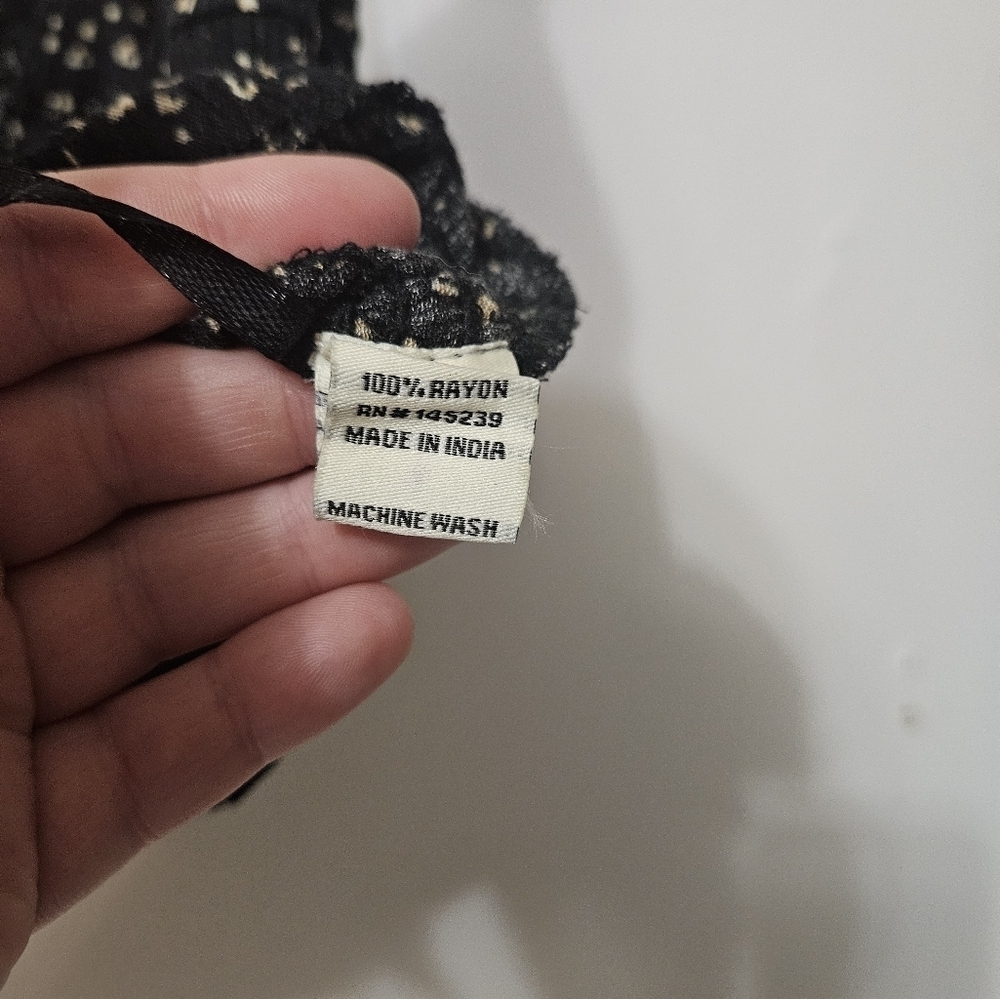 NWT! Sim And Sam Cropped Tank Top! - Picture 4 of 7